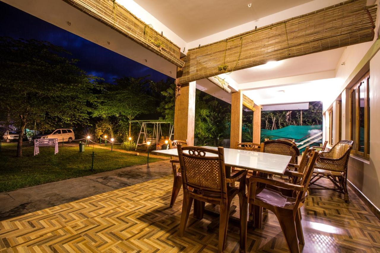 מסינאגודי The Midway Jungle Resort מראה חיצוני תמונה