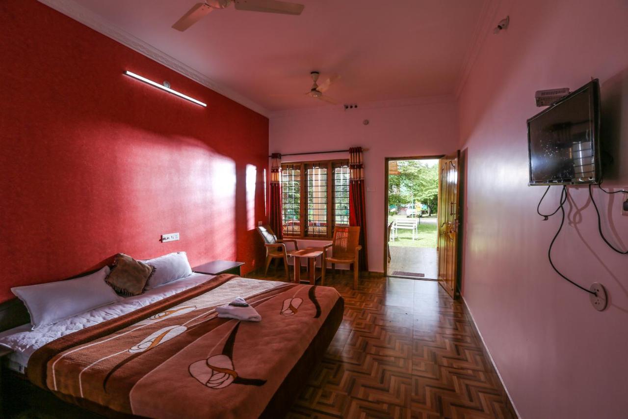מסינאגודי The Midway Jungle Resort מראה חיצוני תמונה