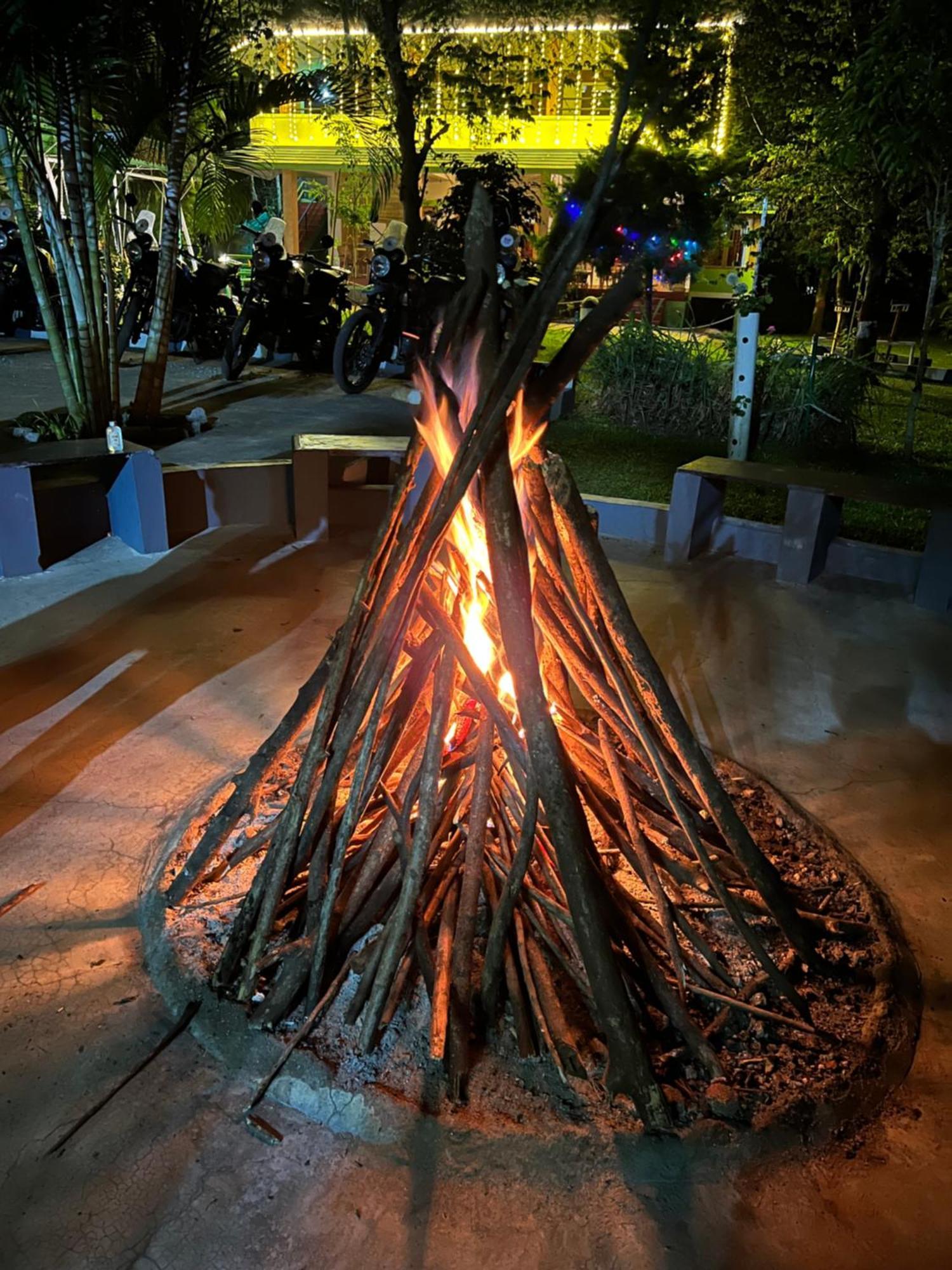 מסינאגודי The Midway Jungle Resort מראה חיצוני תמונה