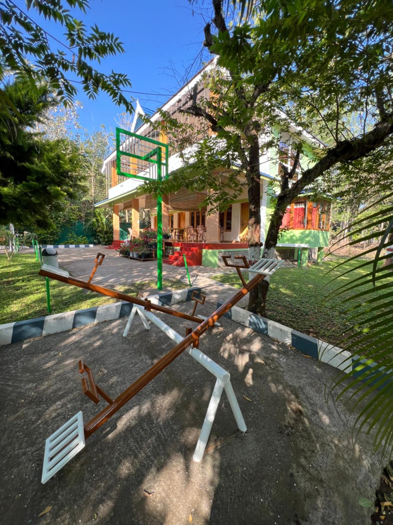 מסינאגודי The Midway Jungle Resort מראה חיצוני תמונה