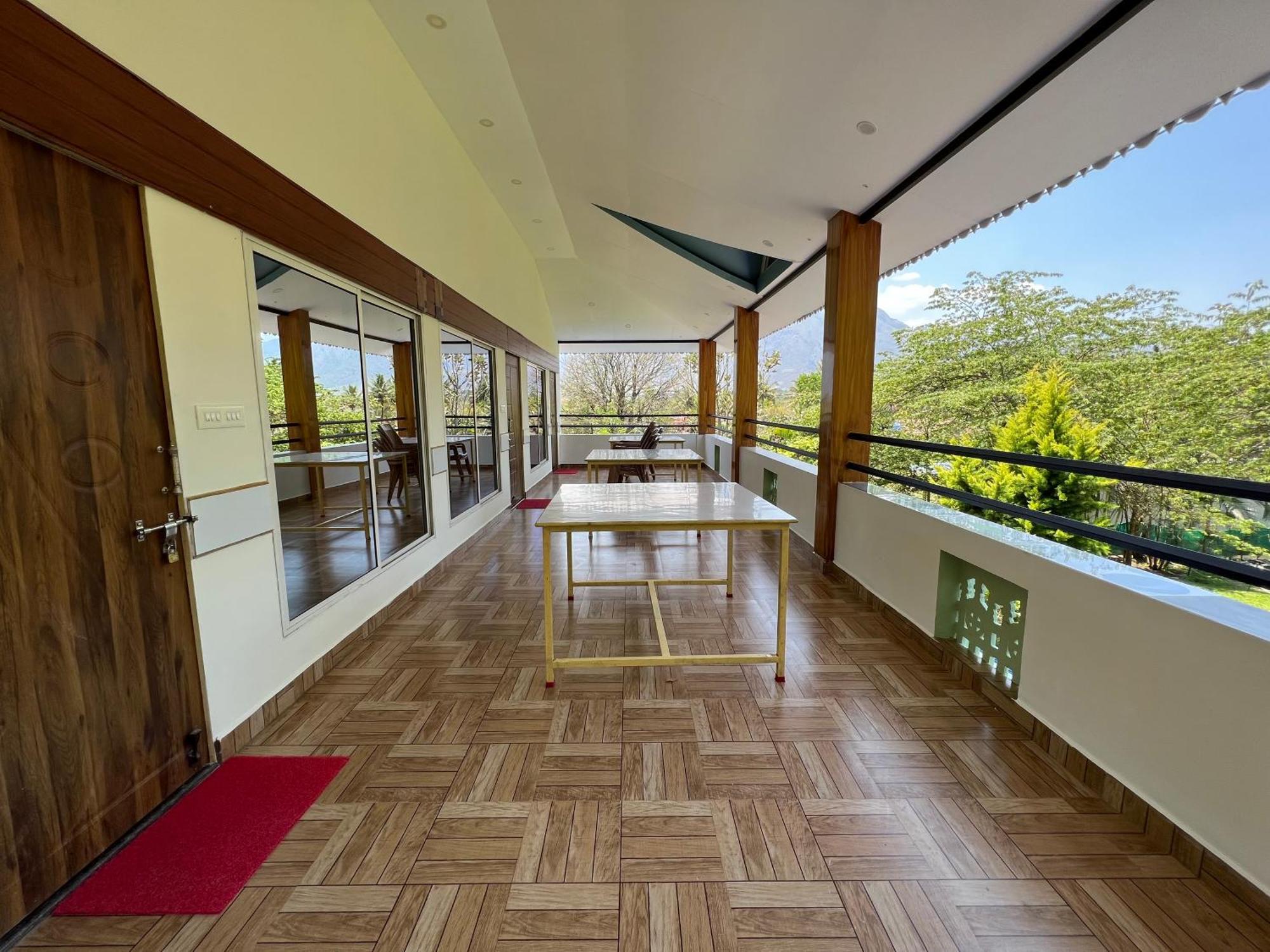 מסינאגודי The Midway Jungle Resort מראה חיצוני תמונה