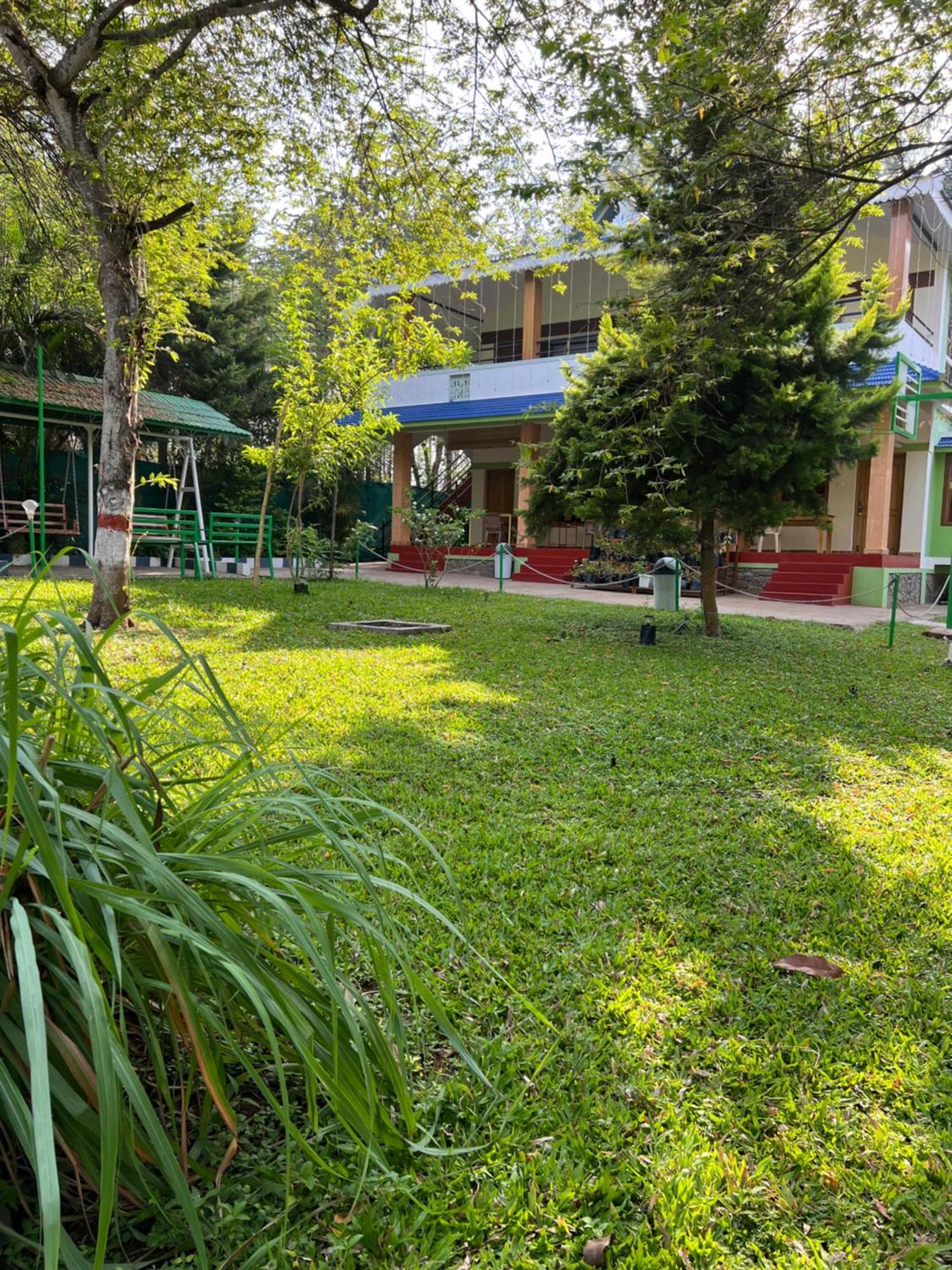 מסינאגודי The Midway Jungle Resort מראה חיצוני תמונה